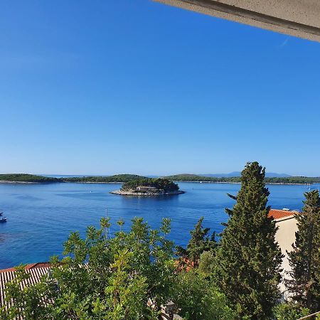 Apartments Dream Island Đảo Hvar Ngoại thất bức ảnh